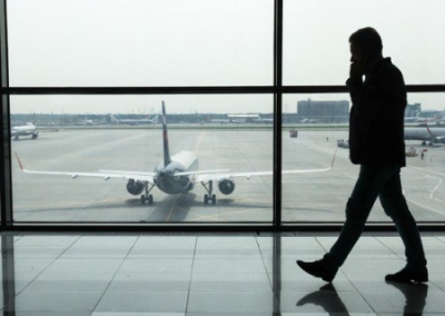 Украинские атаки БПЛА привели к миллиардным убыткам российских авиакомпаний. Что происходит в аэропортах?