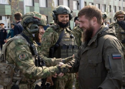 Кадыров: желающих поставить у себя во дворе трофейный Хаймерс хоть отбавляй