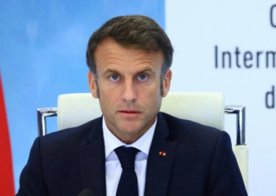 Политолог назвал Макрона убийцей французской демократии